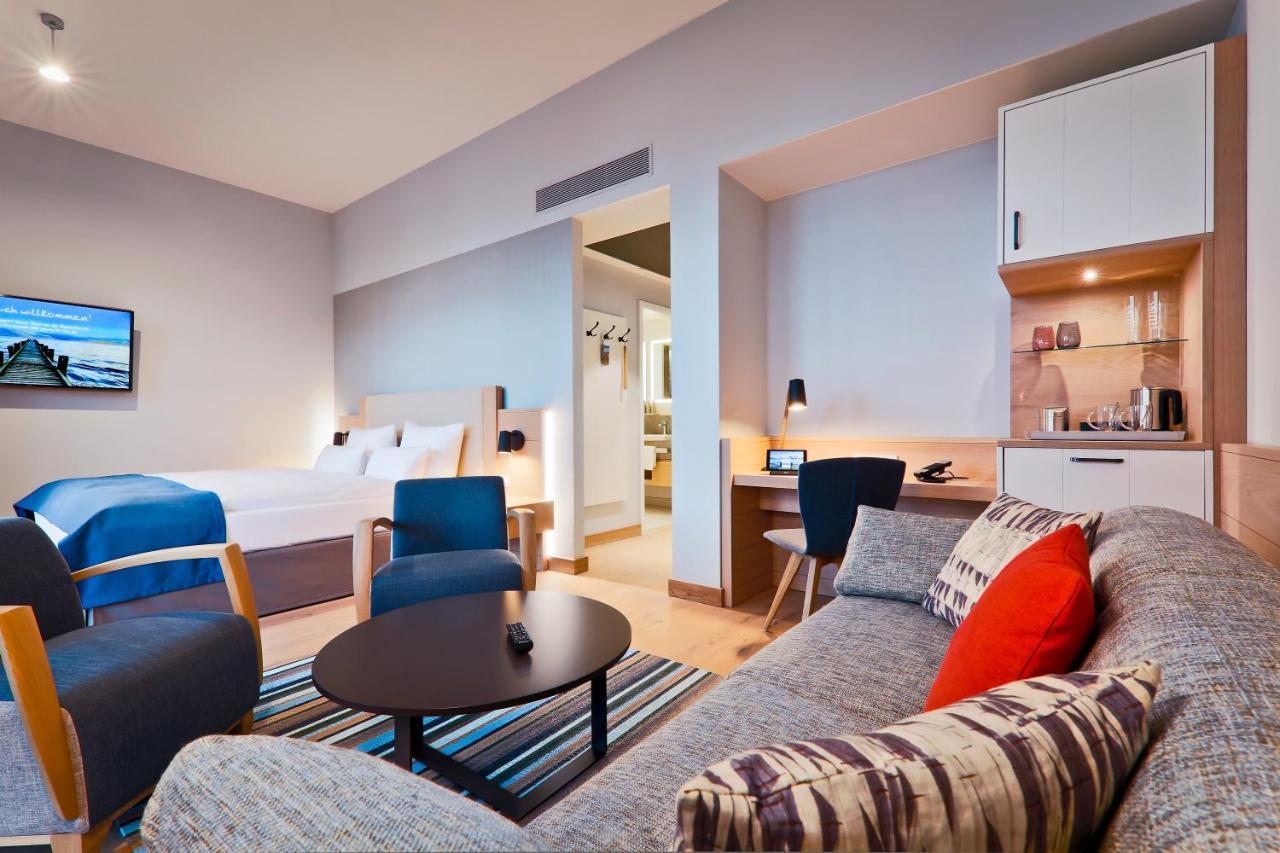 Upstalsboom Wyk Auf Foehr Hotel Bagian luar foto